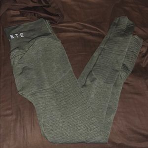 Alphalete leggings